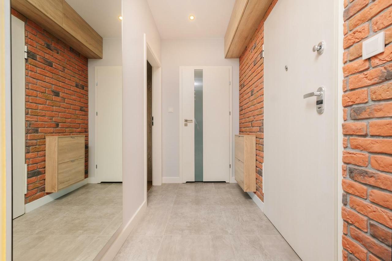 Stare Bielany 2-Bedroom Apartment Warszawa Exteriör bild