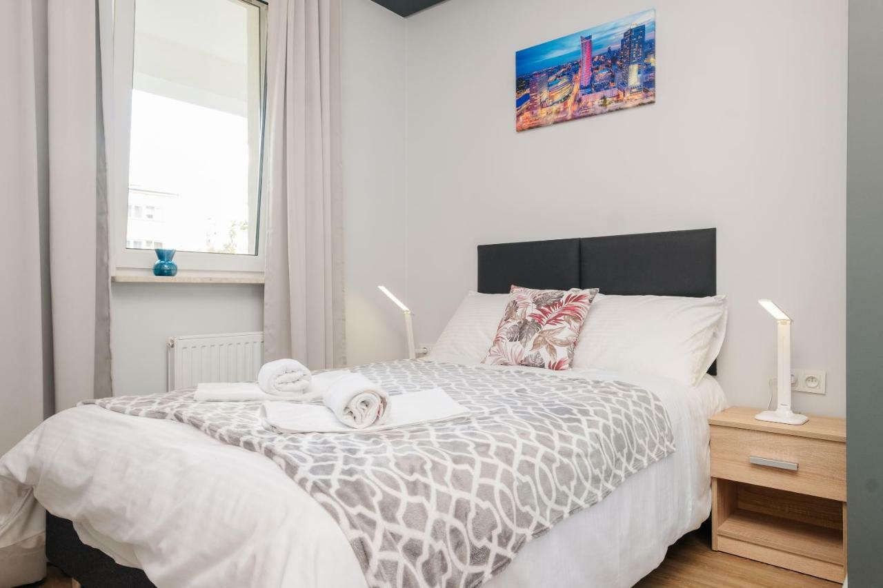 Stare Bielany 2-Bedroom Apartment Warszawa Exteriör bild