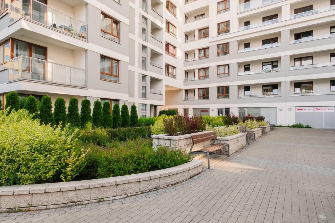 Stare Bielany 2-Bedroom Apartment Warszawa Exteriör bild